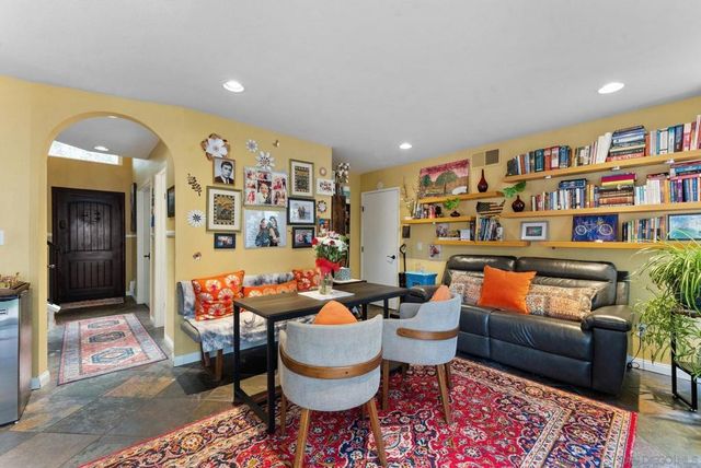 871 Blackwood Rd, Chula Vista, CA 91910