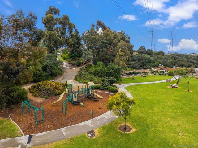 871 Blackwood Rd, Chula Vista, CA 91910