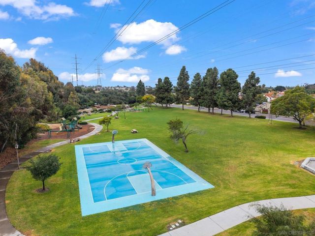 871 Blackwood Rd, Chula Vista, CA 91910