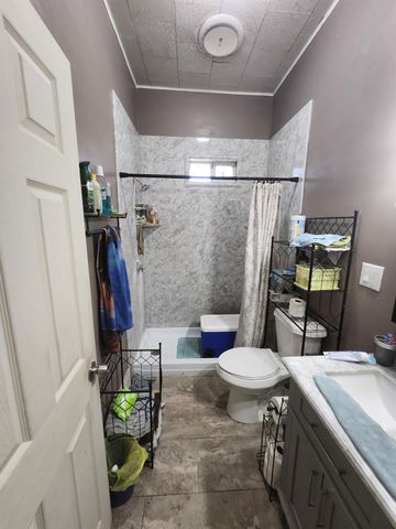 502 W 4th ST, Taylor, TX 76574