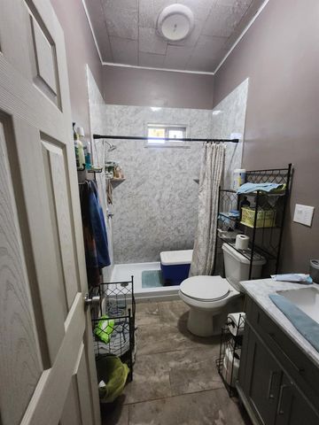 502 W 4th ST, Taylor, TX 76574