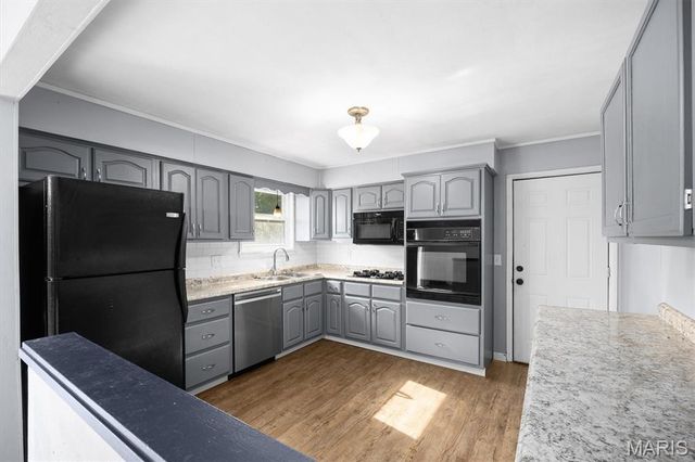 710 N Smiley Street, O'fallon, IL 62269