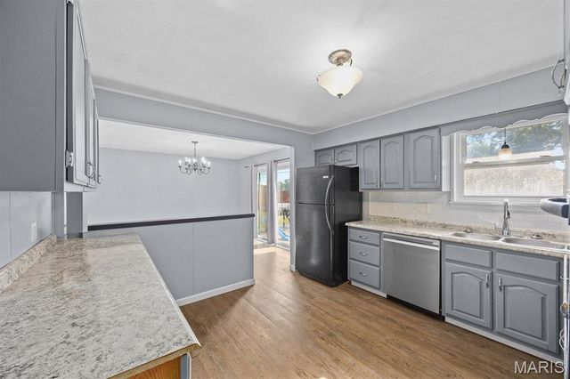 710 N Smiley Street, O'fallon, IL 62269