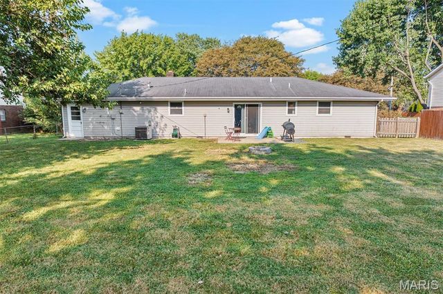 710 N Smiley Street, O'fallon, IL 62269