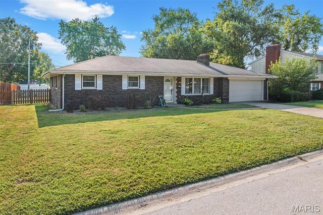 710 N Smiley Street, O'fallon, IL 62269