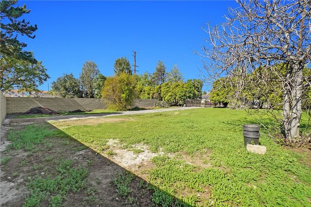 668 E Francisquito Ave, West Covina, CA 91790