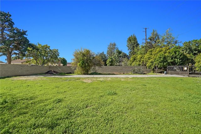 668 E Francisquito Ave, West Covina, CA 91790