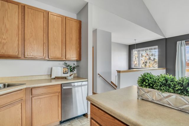 1491 W Sedgewood Court, Round Lake, IL 60073