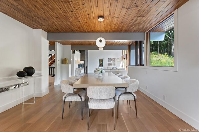 21 Black Spring Road, Pound Ridge, NY 10576