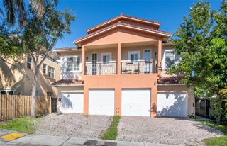 819 SW 7th Ave, Fort Lauderdale, FL 33315