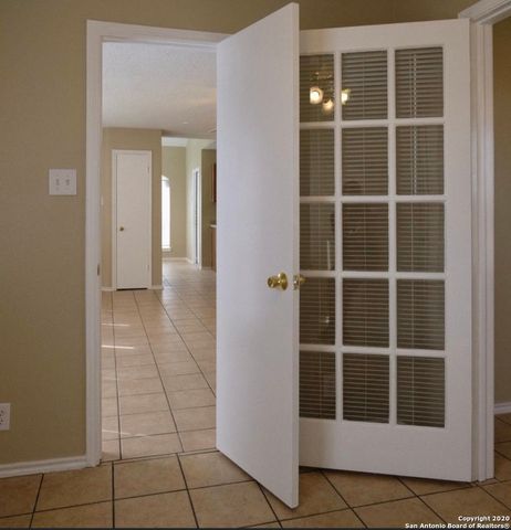 9818 Autumn Valley, Converse, TX 78109