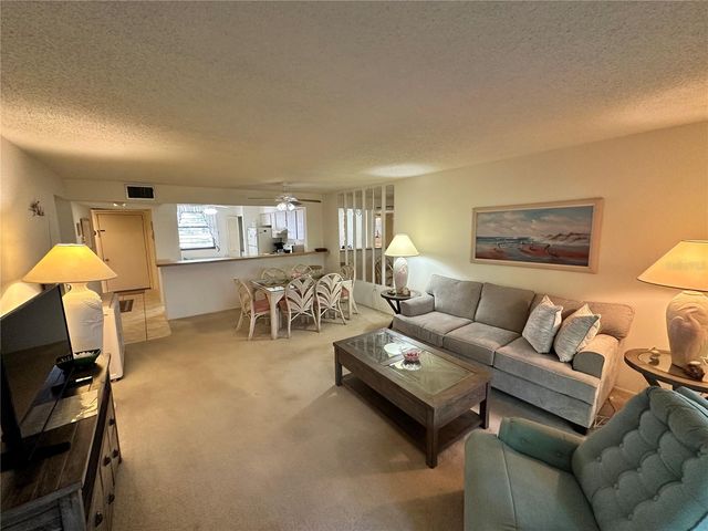 346 SPRINGDALE DRIVE W 346, Bradenton, FL 34210