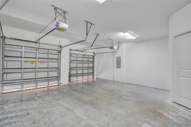 4875 NW 55th Place, Tamarac, FL 33319