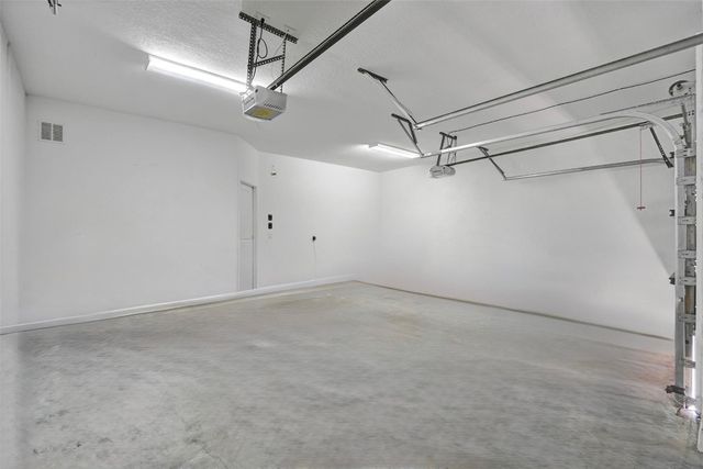 4875 NW 55th Place, Tamarac, FL 33319