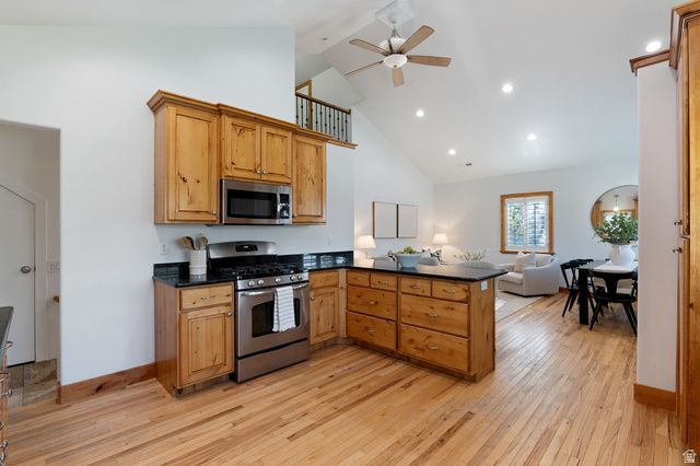1285 W MAPLE ST, Mapleton, UT 84664