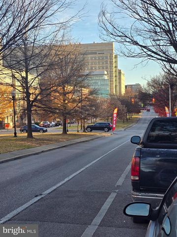 1022 N BROADWAY, Baltimore, MD 21205