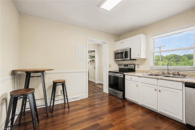 1304 Nance Street, Burlington, NC 27217