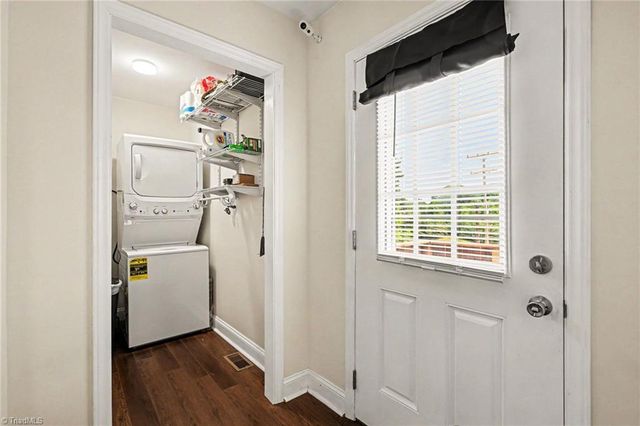 1304 Nance Street, Burlington, NC 27217