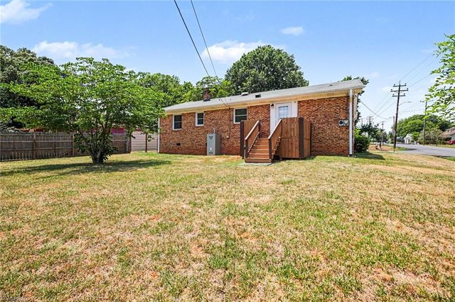 1304 Nance Street, Burlington, NC 27217