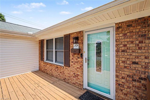 1304 Nance Street, Burlington, NC 27217