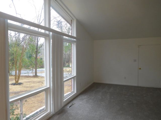 204 Lakeview Drive Drive, Gaffney, SC 29341