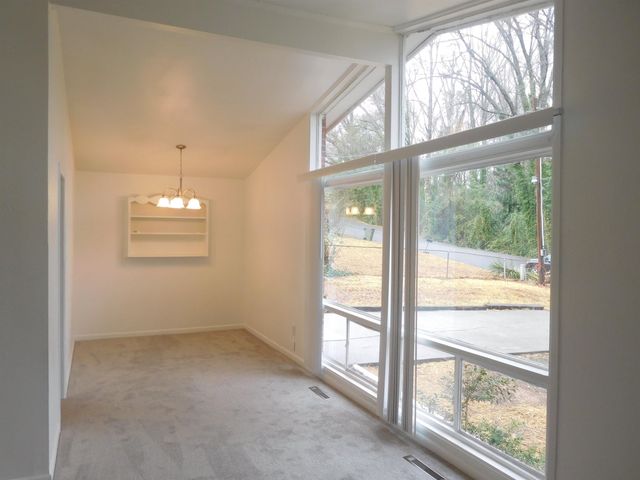 204 Lakeview Drive Drive, Gaffney, SC 29341