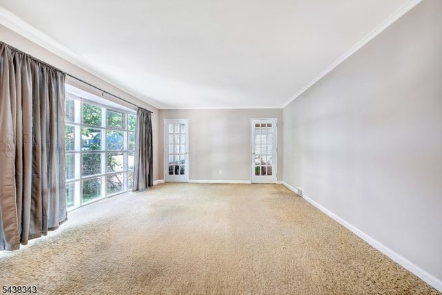 54 Oak Crest Rd, West Orange Twp., NJ 07052