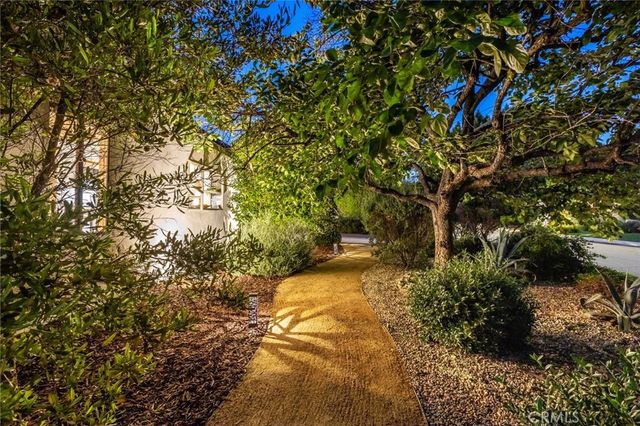 12705 Sarah Street, Studio City, CA 91604