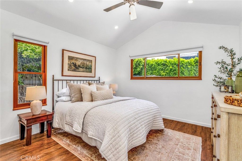 Image 22 of property listing at 12705 Sarah Street, Studio City, CA 91604