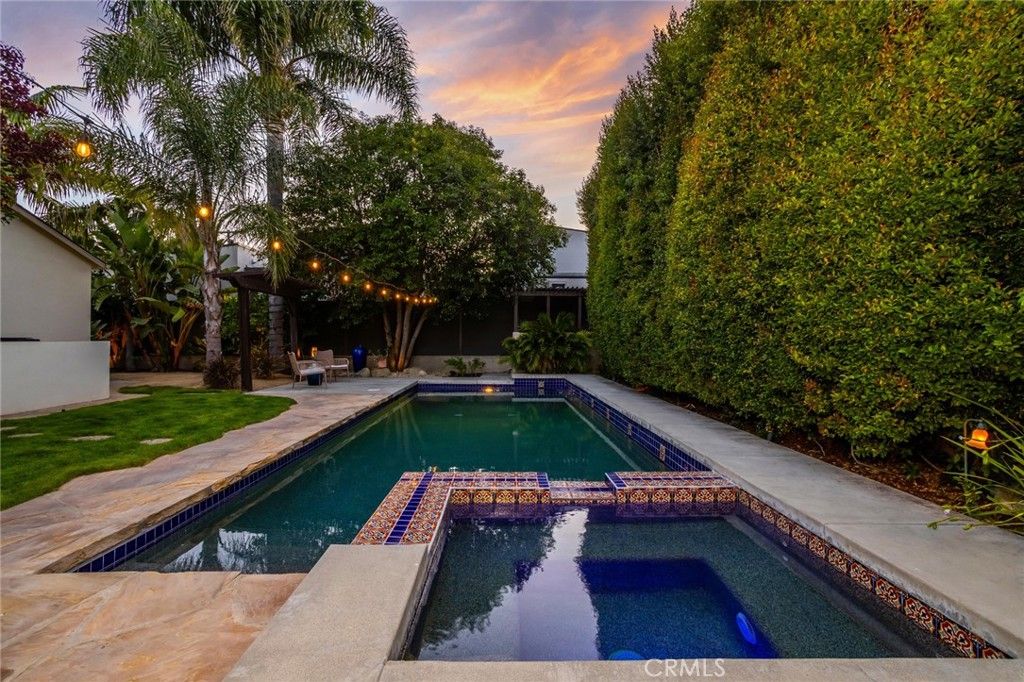 Image 50 of property listing at 12705 Sarah Street, Studio City, CA 91604