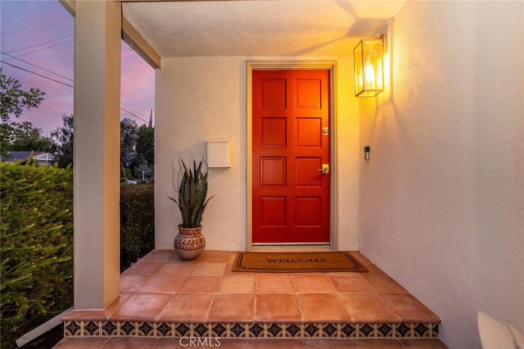 Image 57 of property listing at 12705 Sarah Street, Studio City, CA 91604