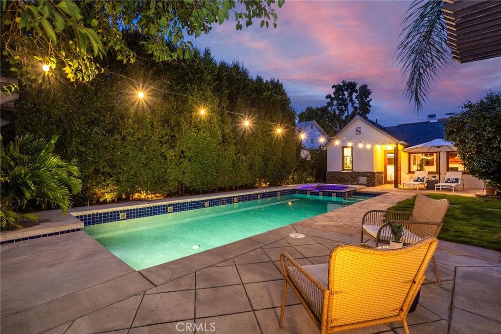 Image 61 of property listing at 12705 Sarah Street, Studio City, CA 91604