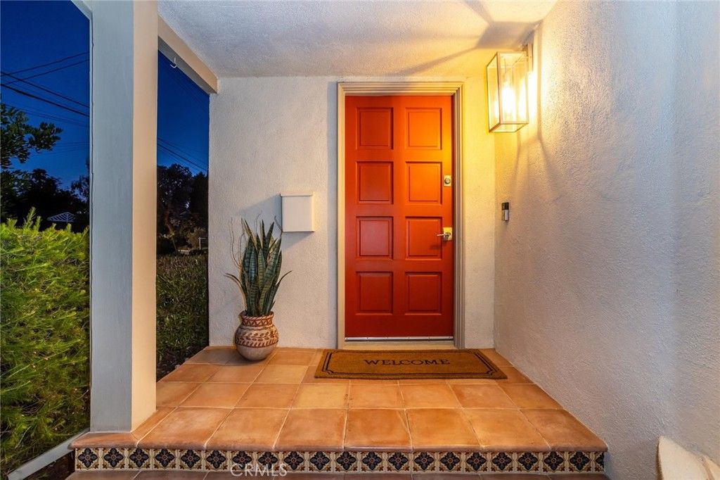 Image 66 of property listing at 12705 Sarah Street, Studio City, CA 91604