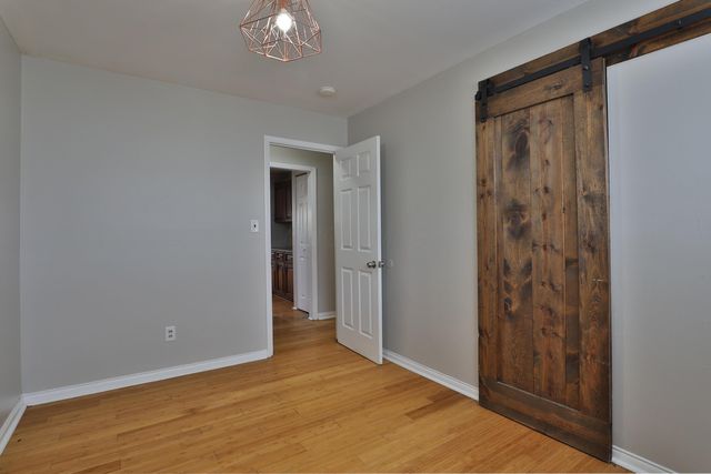 2353 Hanna Drive, Columbus, OH 43211