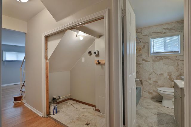 2353 Hanna Drive, Columbus, OH 43211