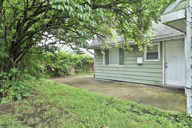2353 Hanna Drive, Columbus, OH 43211