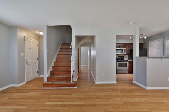 2353 Hanna Drive, Columbus, OH 43211