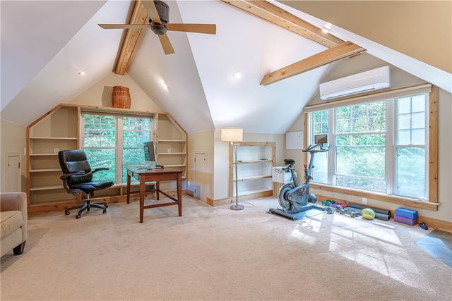 287 Chapel Hill Drive, Irondequoit, NY 14617