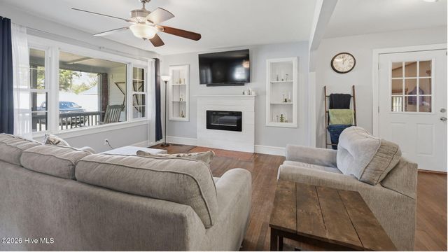 296 Sixth Street, Ayden, NC 28513