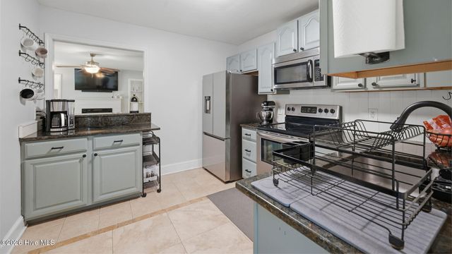 296 Sixth Street, Ayden, NC 28513