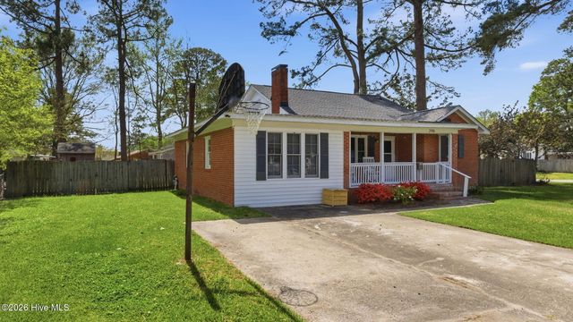 296 Sixth Street, Ayden, NC 28513