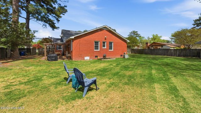 296 Sixth Street, Ayden, NC 28513