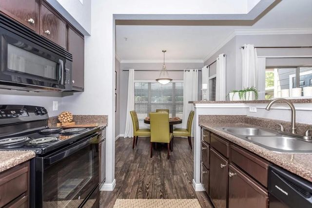 12035 Huffmeister Road 06-631, Cypress, TX 77429