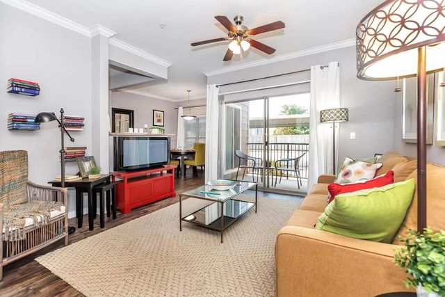 12035 Huffmeister Road 06-631, Cypress, TX 77429