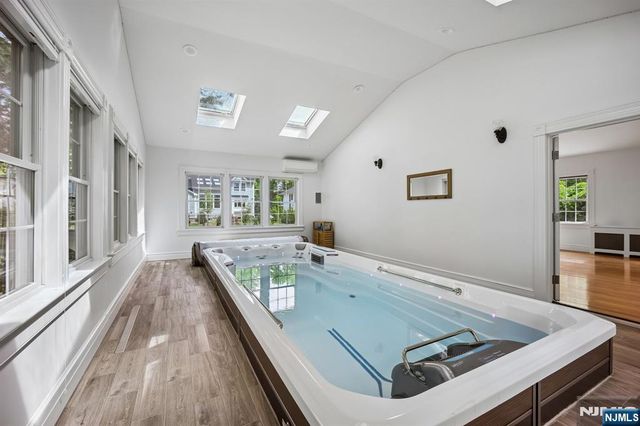 155 Sunset Lane, Tenafly, NJ 07670