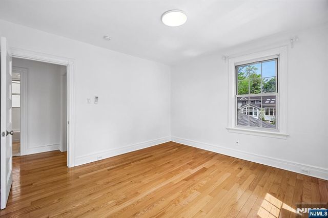 155 Sunset Lane, Tenafly, NJ 07670