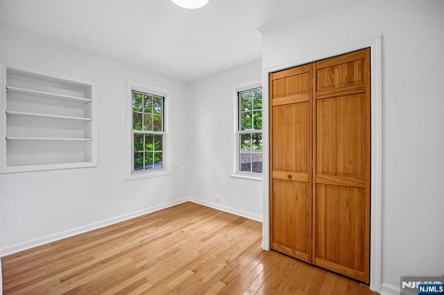 155 Sunset Lane, Tenafly, NJ 07670
