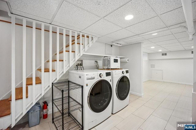 155 Sunset Lane, Tenafly, NJ 07670
