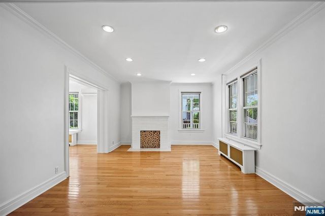 155 Sunset Lane, Tenafly, NJ 07670