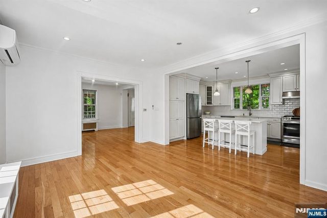 155 Sunset Lane, Tenafly, NJ 07670